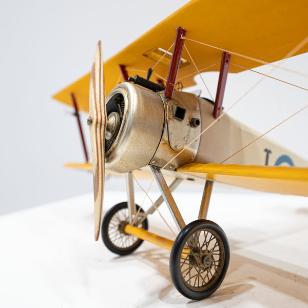 AUTHENTIC MODELS / Sopwith Camel