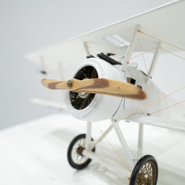 AUTHENTIC MODELS / Sopwith Camel White