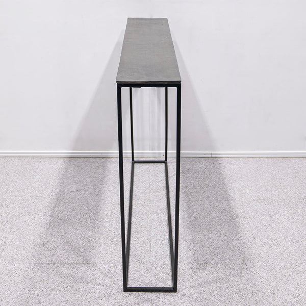 IMPORT COLLECTION / Oblong side table