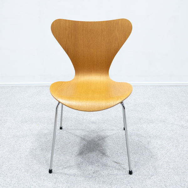 FRITZ HANSEN / SERIES 7