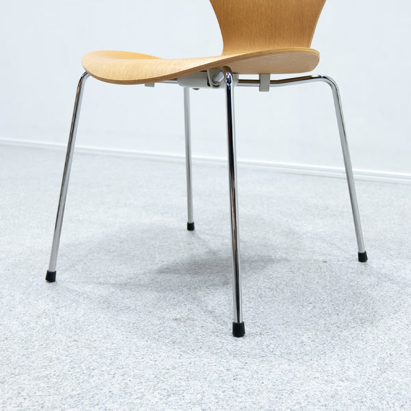 FRITZ HANSEN / SERIES 7