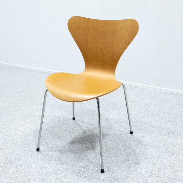 FRITZ HANSEN / SERIES 7