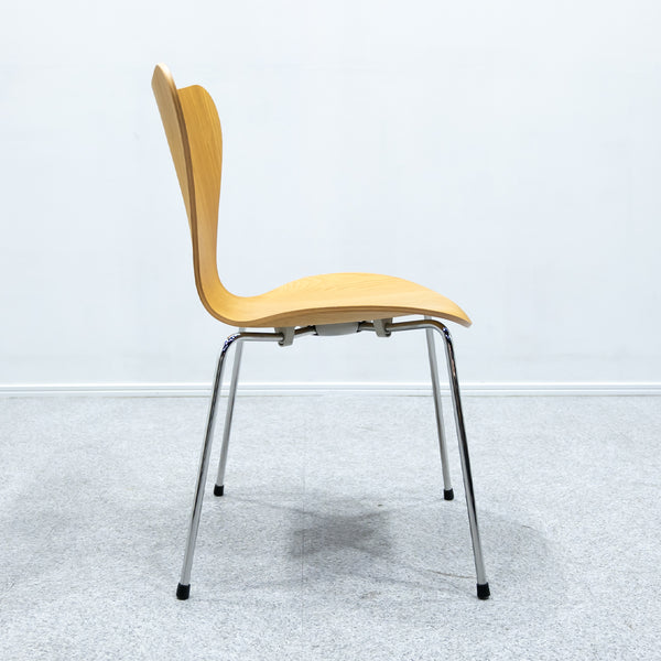 FRITZ HANSEN / SERIES 7