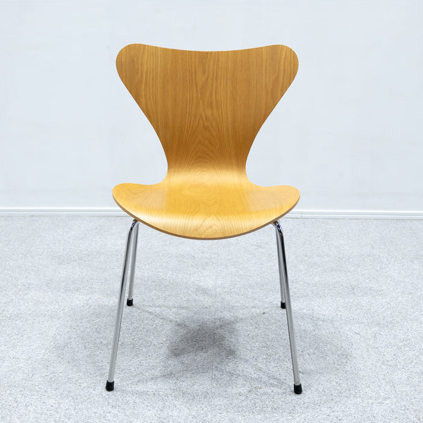 FRITZ HANSEN / SERIES 7