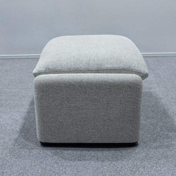 Cassina / 675 MARALUNGA 1P SNOW BEIGE FABRIC , OTTOMAN