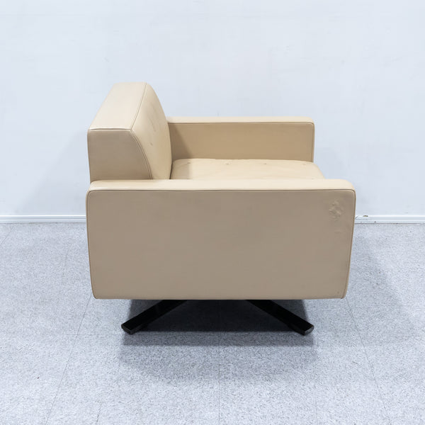 Poltrona Frau / Kennedee Ferrari model 1P sofa