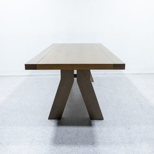 Cassina ixc. / SAKI