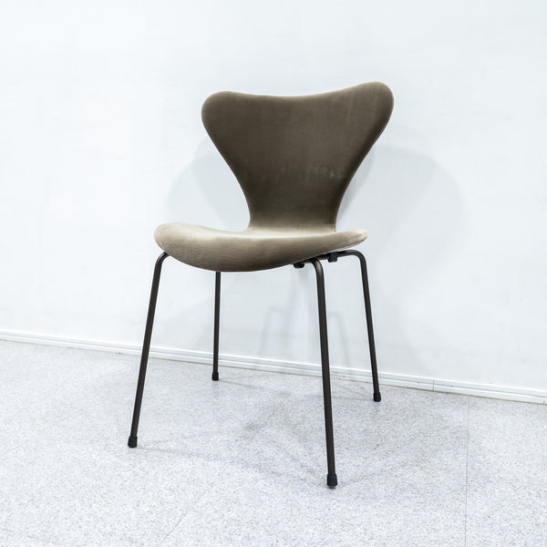 FRITZ HANSEN  / SERIES 7