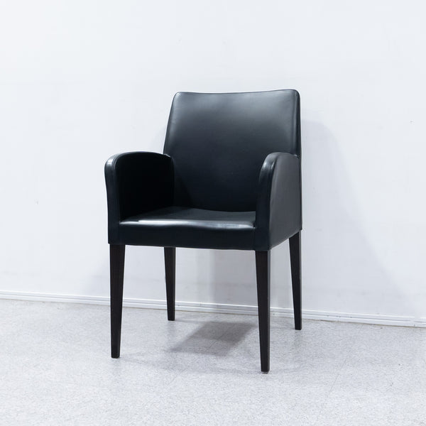 Poltrona Frau / LIZ Armchair