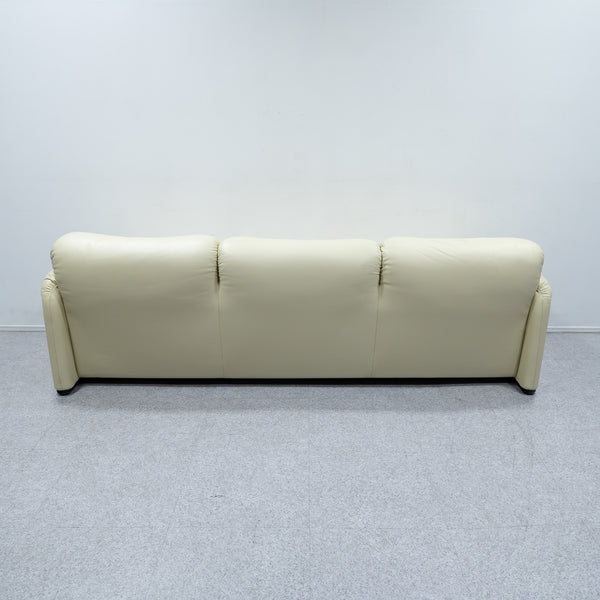 Cassina / 675 MARALUNGA 3P WHITE LEATHER