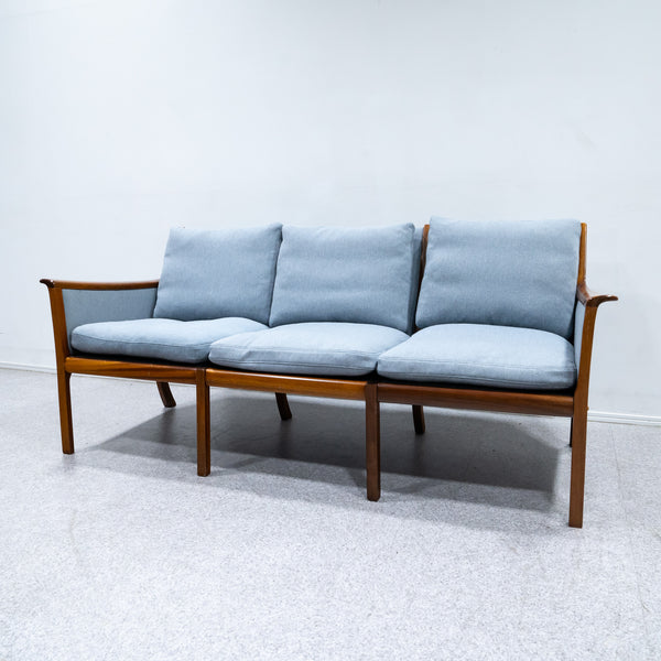 Ole Wanscher / 3-seater sofa