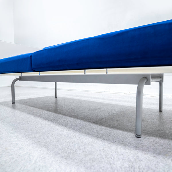 Cassina ixc. / AQUA CUBE