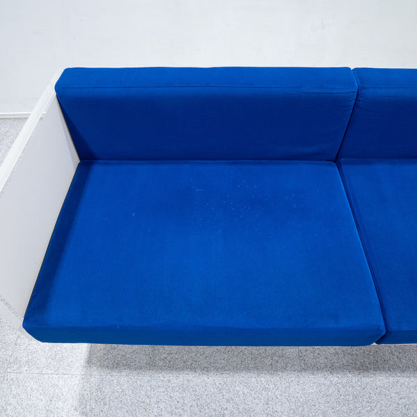 Cassina ixc. / AQUA CUBE