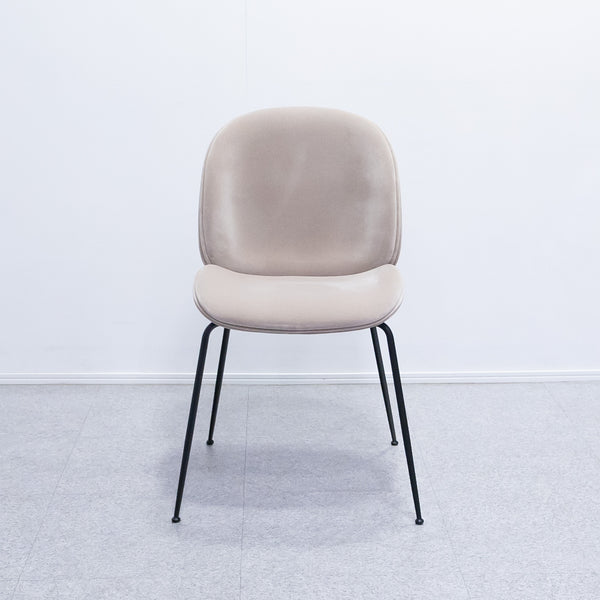 GUBI / Beetle Dining Chair Fully Upholstered