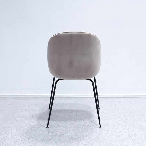 GUBI / Beetle Dining Chair Fully Upholstered