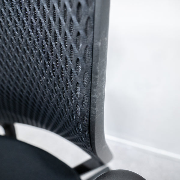 Vitra / ID Mesh