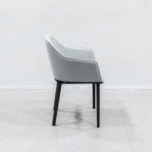 Vitra / Softshell Chair