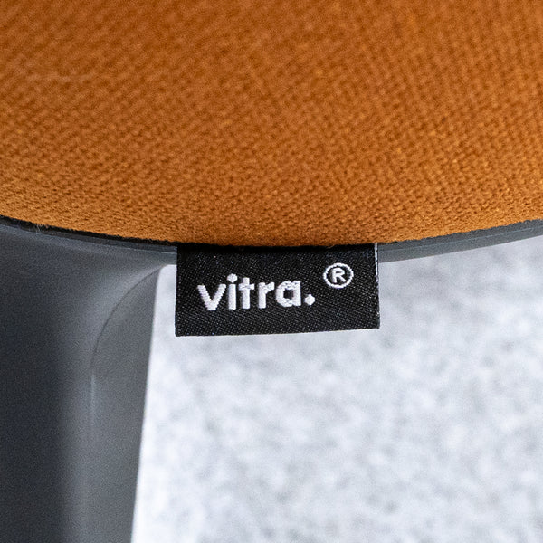 Vitra / Softshell Chair