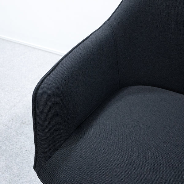 Vitra / Softshell Chair