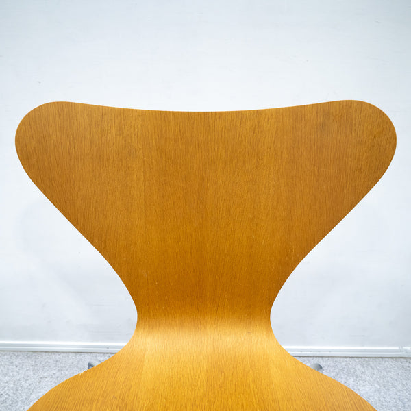 FRITZ HANSEN / SERIES 7