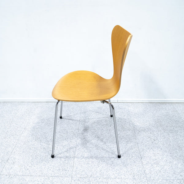 FRITZ HANSEN / SERIES 7