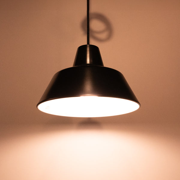 MADE BY HAND / The Workshop Lamp M Black