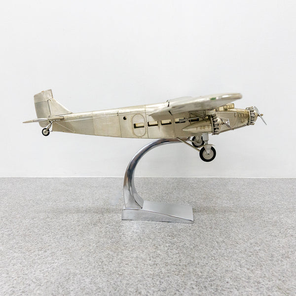 AUTHENTIC MODELS / Ford Trimotor