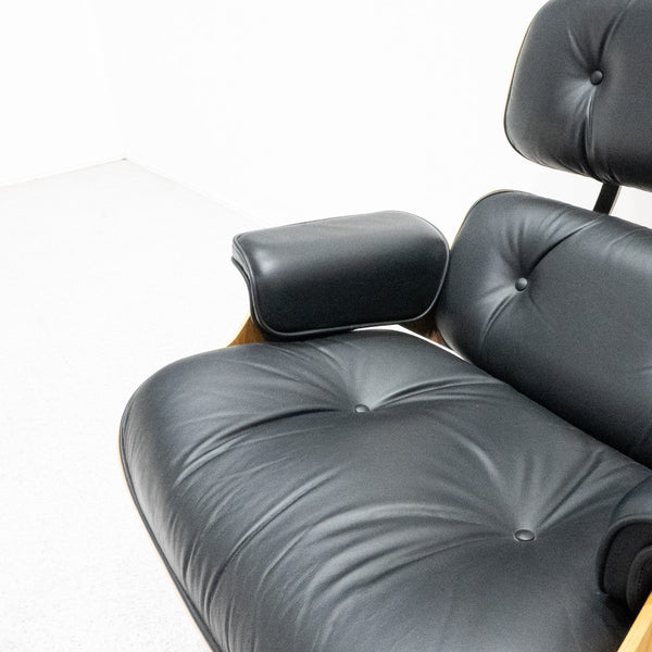 Herman Miller / Eames Lounge Chair and Ottoman